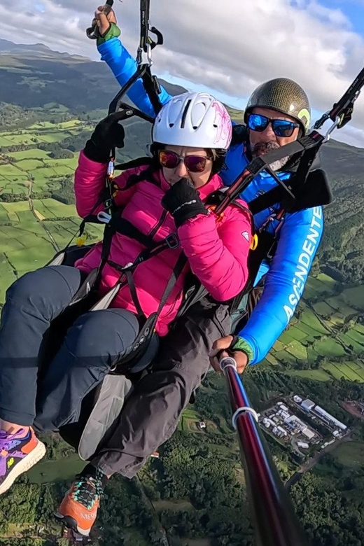 Açores: Paragliding Flight - São Miguel - Choosing between Sete Cidades and Lagoa do Fogo