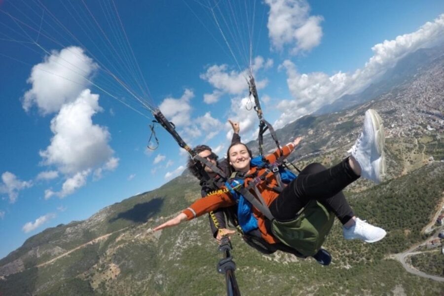 Alanya Paragliding Adventure Sail the Skies - Choosing Between the 400-Meter and 700-Meter Flight