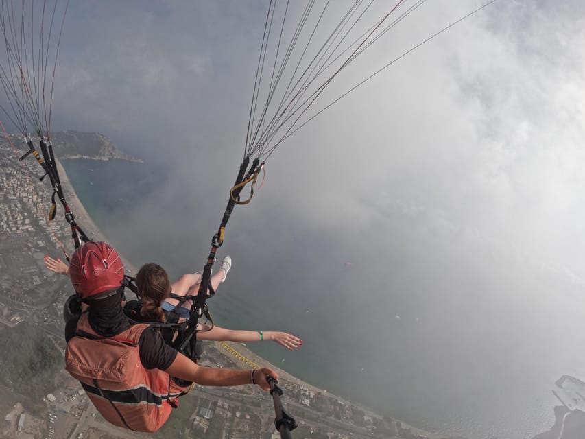 Alanya/Side: Tandem Paragliding With Transfer Option - Who should book this Alanya flight?