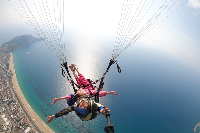 Alanya Tandem Paragliding Experience - Fifteen to 25 minutes above Alanya