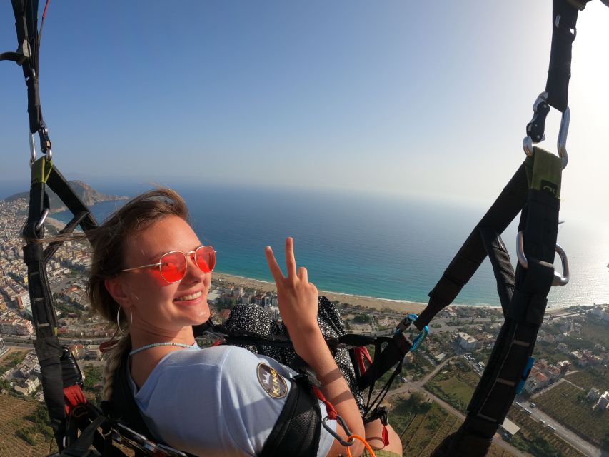Alanya: Tandem Paragliding Over a Castle and the Sea - Timing, weather, and the one-hour schedule