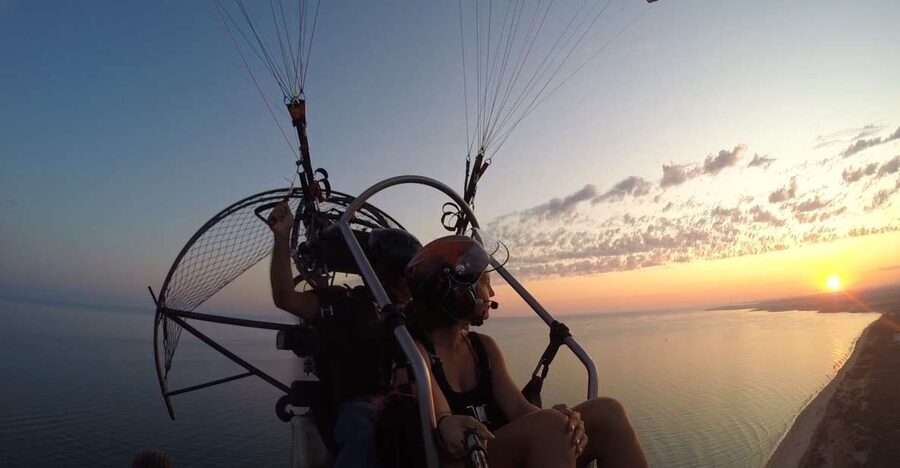 Albufeira: Sunset Paragliding Flight - The practical call