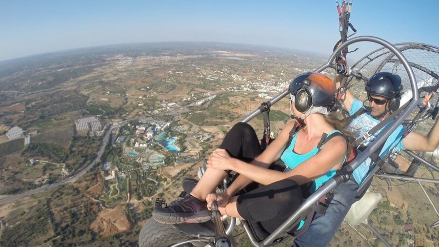 Albufeira: Sunset Paragliding Flight - The beaches from above