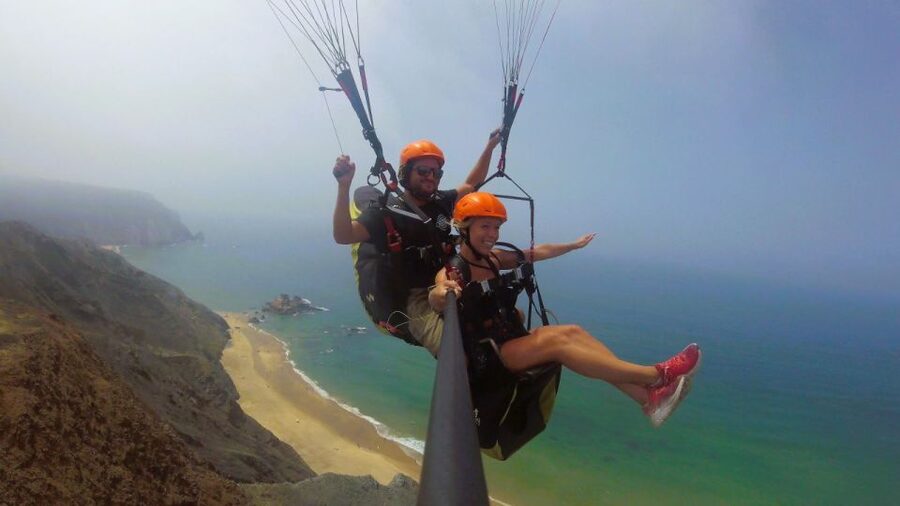 Algarve Coast: Paragliding Experience - The wait for safe wind