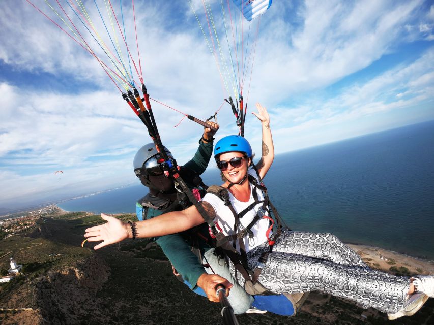 Alicante and Santa Pola: Tandem Paragliding Flight - 20 to 30 minutes above Alicante and Santa Pola