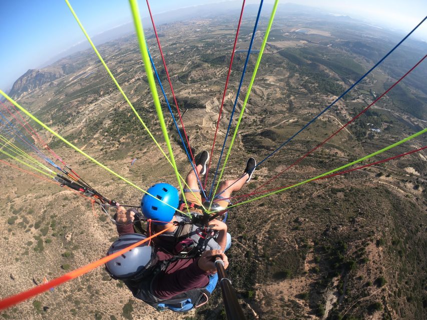 Alicante and Santa Pola: Tandem Paragliding Flight - What to bring and how to plan the day