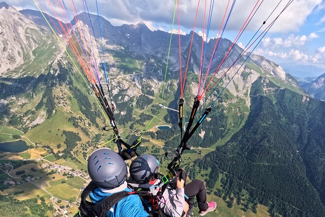 Baptism in Paragliding in La Clusaz - What you see during 10 to 15 minutes in the air