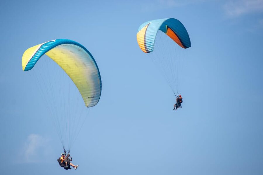 Bilbao: Vuelo en Parapente en la costa de Sopelana y Getxo - Taking to the air above Sopelana