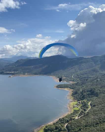 Bogota: Paragliding activity in La Calera with transfers - What the $90 price really buys