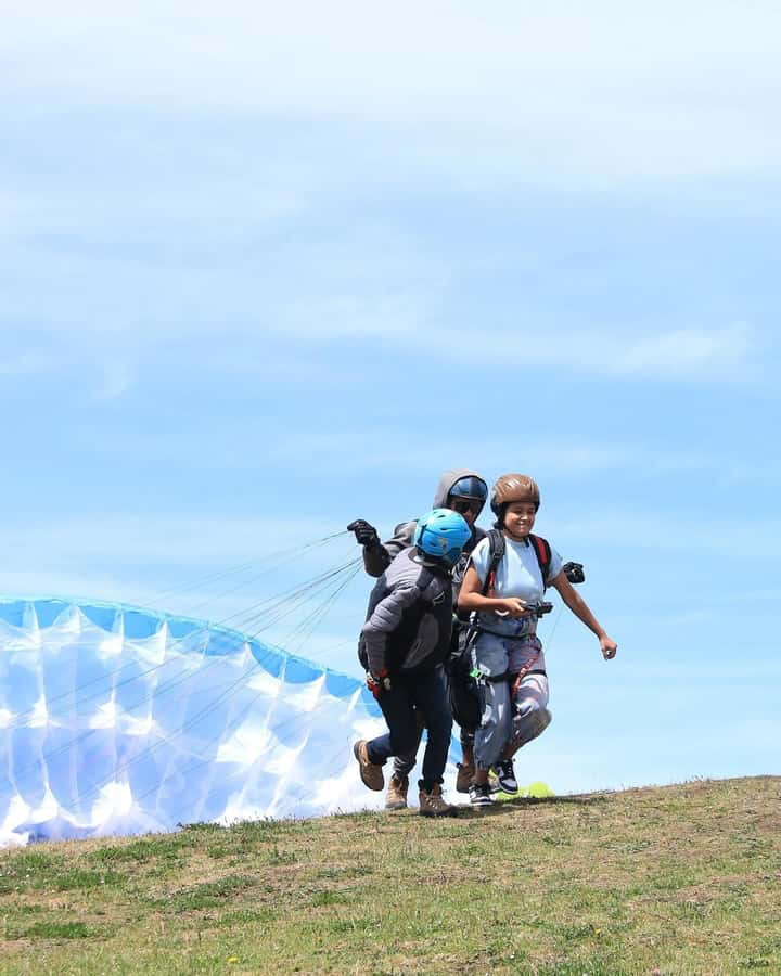 Bogota: Paragliding activity in La Calera with transfers - Who will enjoy this private flight