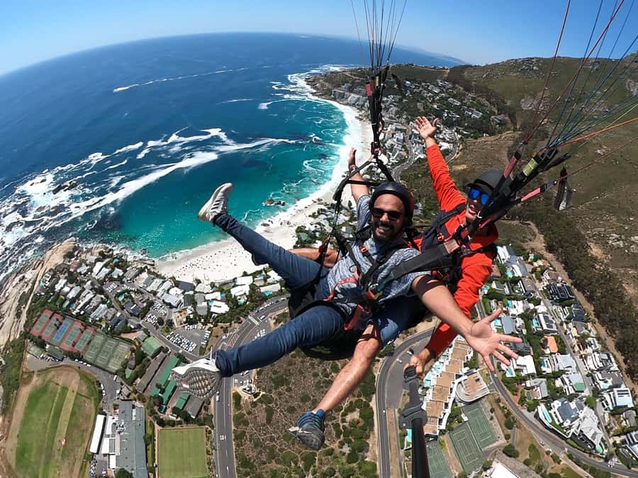 Cape Town: Tandem Paragliding Adventure - Landing and the return to Signal Hill