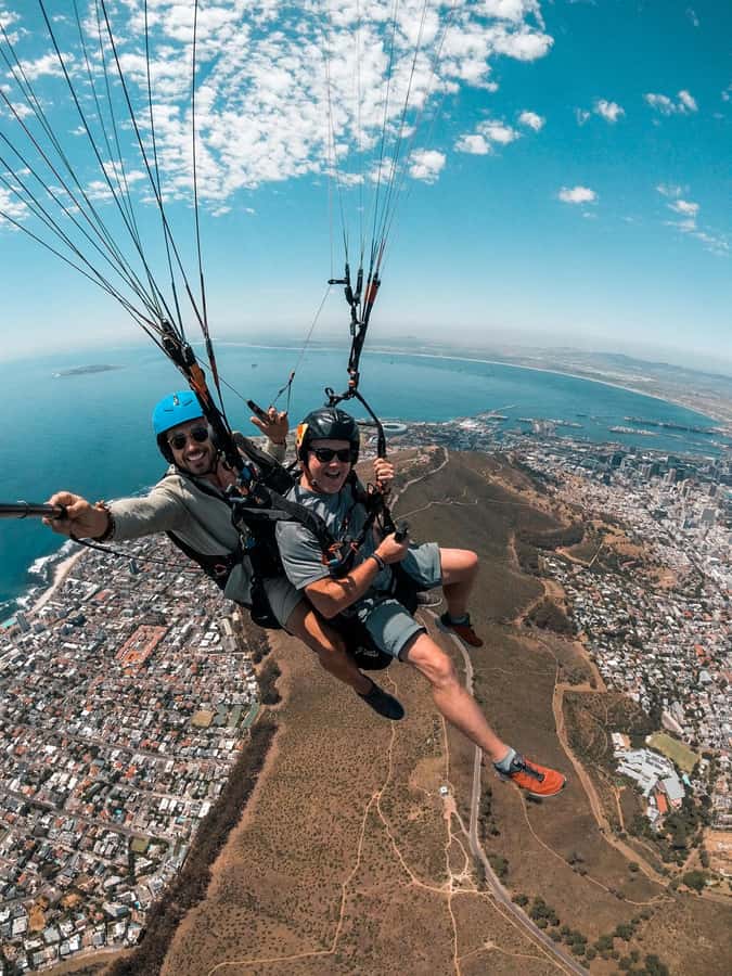 Cape Town: Tandem Paragliding Flight with the Experts - Meeting the team at Signal Hill