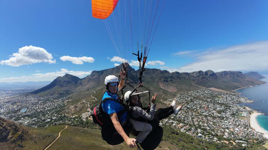 Cape Town: Tandem Paragliding with Instructor - Why paragliding suits Cape Town so well
