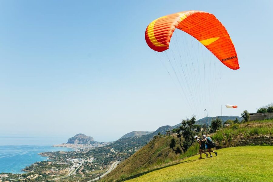 Cefalù: Tandem Paragliding Flight and GoPro13 Video - Cefalù from above: coast, beaches, and the old town