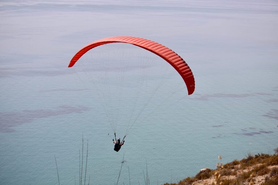 Cefalù: tandem paragliding flight and insta360 video - What happens after you land