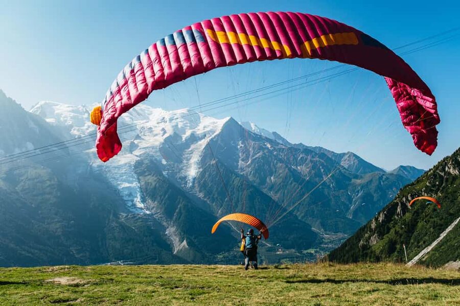 Chamonix: Tandem Paragliding Flight - Weather, seasons, and the practical catch