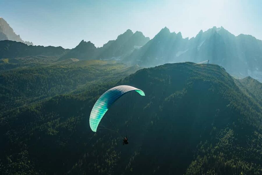 Chamonix: Tandem Paragliding Flight - Meeting in Chamonix and riding toward Le Brévent