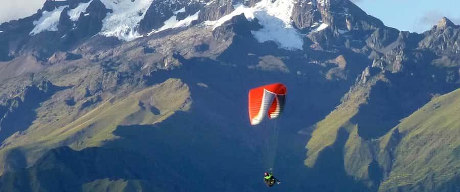 Cusco: Tandem Paragliding in The Sacred Valley of The Incas - Safety briefing and tandem preparation
