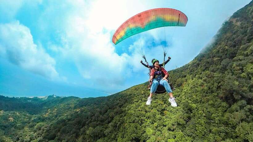 Da Nang: Paragliding with Views of Lady Buddha Statue 2025 - What the 20 to 30 minute flight feels like