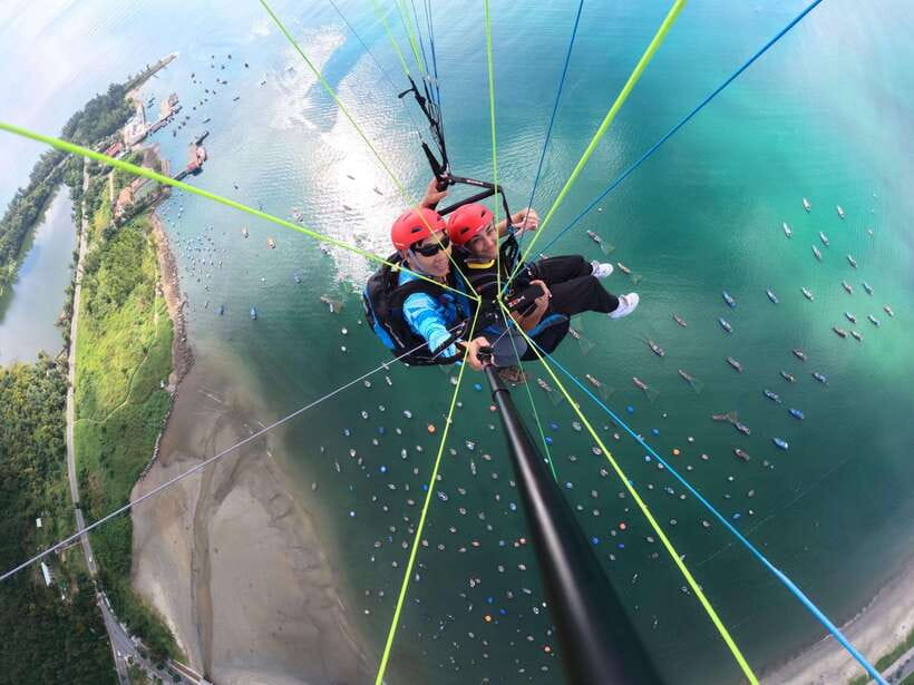 Da Nang Private paragliding experience on Monkey Mountain - Why fly above Son Tra Peninsula?