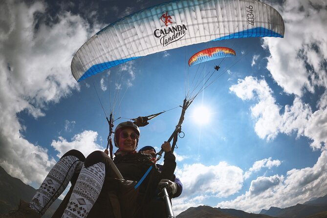 DAVOS: Paragliding For 2 Passengers - Together In The Air! (Video&Photos Incl.) - Meeting At Brämabüelstrasse 11