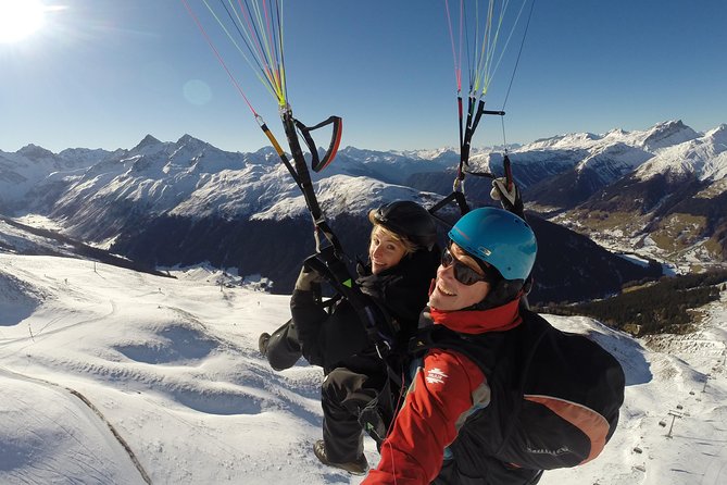 Davos Paragliding Private Tandem Pilot Half Day - What this Davos paragliding tour really offers