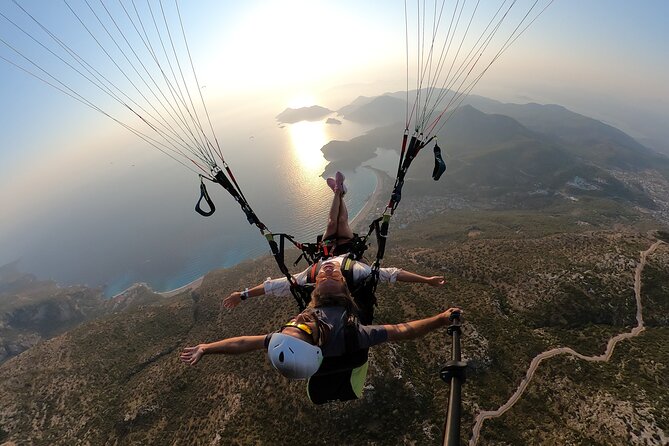 Fethiye Ölüdeniz Tandem Paragliding (Babadag Mountain) - Babadag Mountain takeoff and the first run