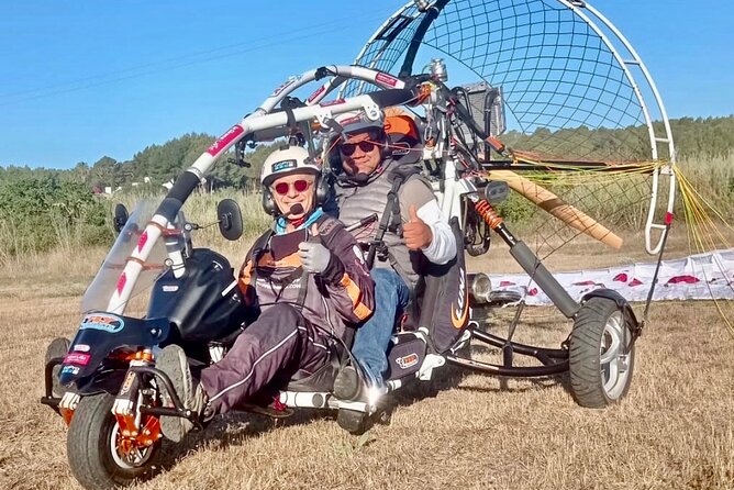 Flights by motor paragliding around Ibiza Island - Safety, nerves, and the pilot’s role
