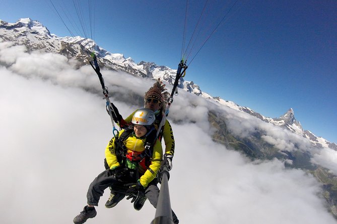 FLYMATTERHORN VIP Paragliding from Zermatt, With Matterhorn View - Safety preparation before takeoff