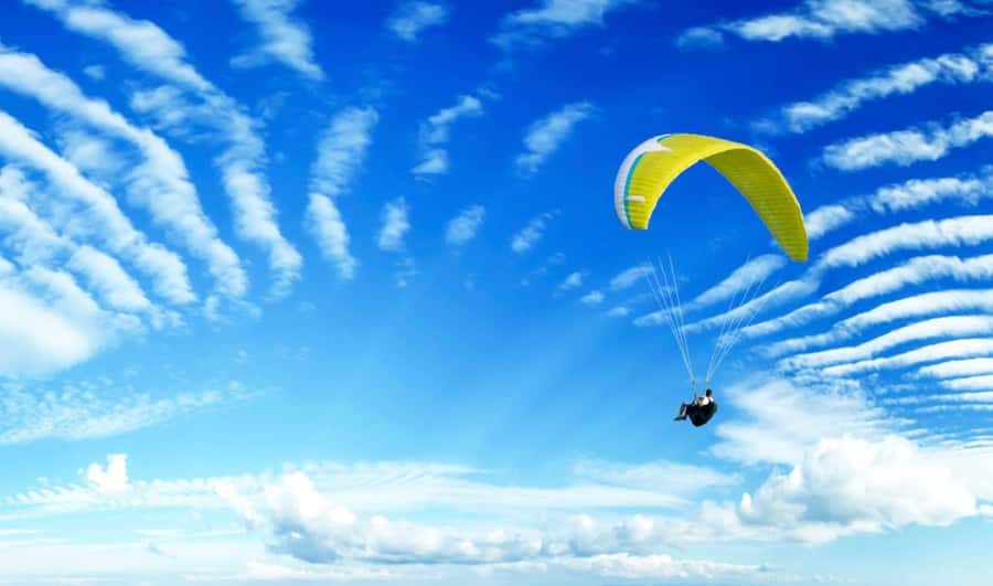 From Baku: Paragliding Tour - The Mountain Road and Final Approach