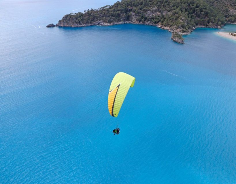 From Dalaman/Sarigerme: Fethiye Tandem Paragliding - Meeting the Pilot at 1,960 Meters