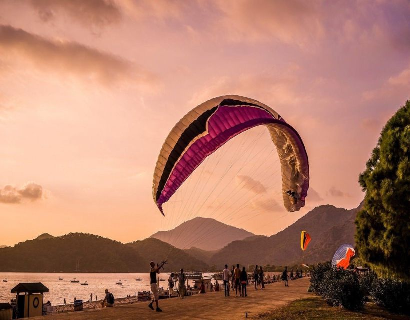 From Dalaman/Sarigerme: Fethiye Tandem Paragliding - 25 to 45 Minutes Above Oludeniz