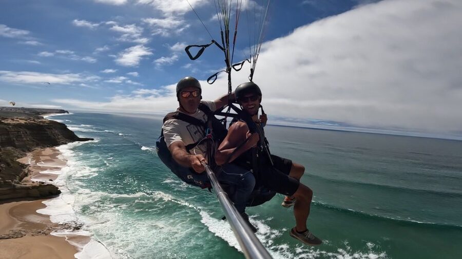 From Lisbon: Paragliding Pack (Flight+Video+Transportation) - Who Will Enjoy This Most?