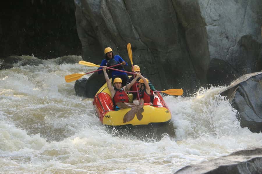 From Medellín: Paragliding and Rafting Combo Tour - Safety, guides, and the feel of the day