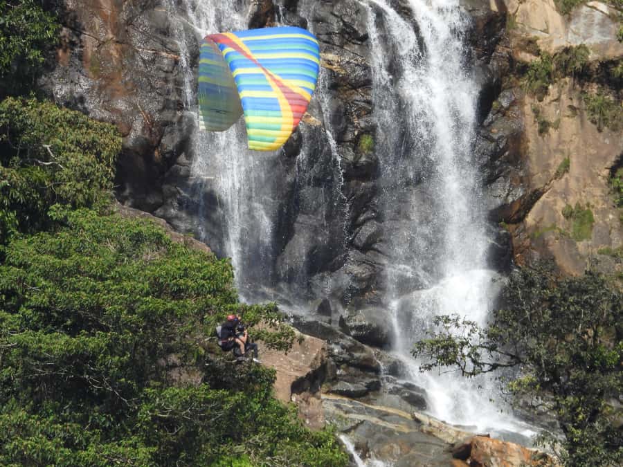 From Medellín: Paragliding Flight and Guatape Tour - What the guide adds before and after takeoff