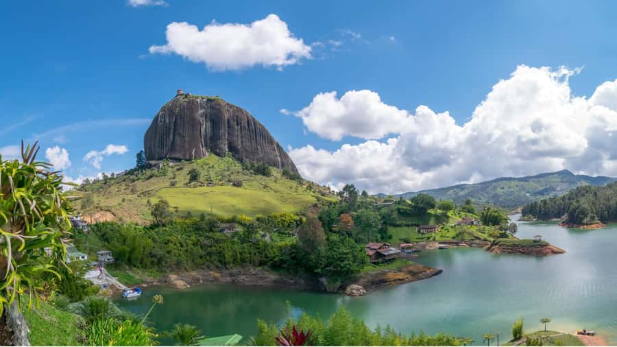 From Medellín: Paragliding Flight and Guatape Tour - The flight near Cocorná: mountains, waterfalls, and open air