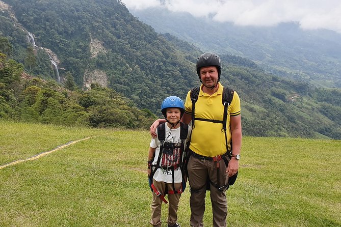 Fun RAFTING + Awesome PARAGLIDING over giant waterfalls from MEDELLIN - What happens after the rapids
