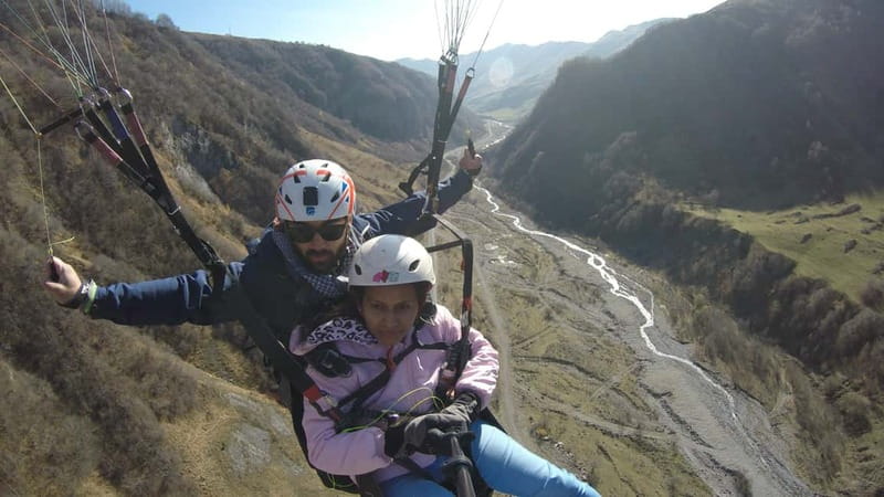 Georgia: Paragliding tandem flight in Gudauri with video - Transfers Make The Mountain Day Easier