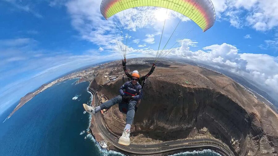 Gran Canaria: Paragliding Flight & Banana Plantation Tour - Taking off from a gentle hillside