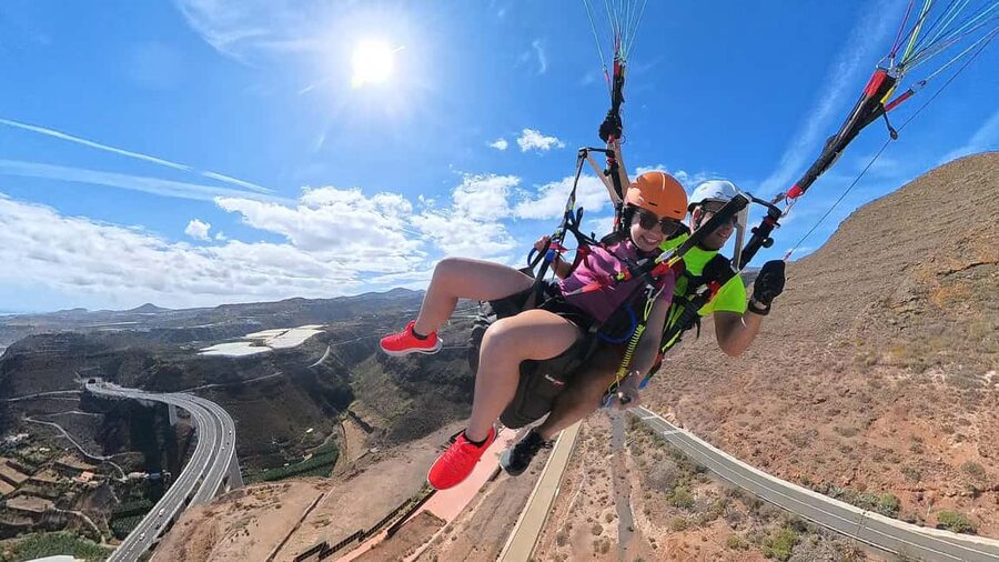 Gran Canaria: Paragliding Flight with Tapas & Pickup - Key points to know before booking