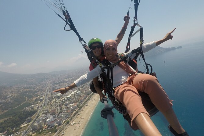 Halal Tandem Paragliding With Licensed Woman Pilot in Alanya - What happens during the flight