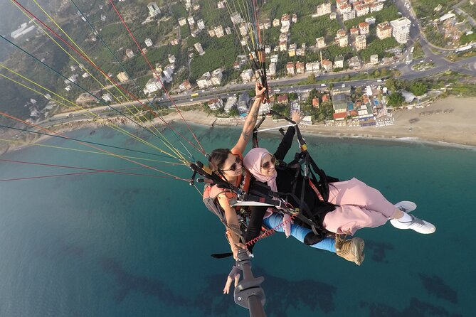 Halal Tandem Paragliding With Licensed Woman Pilot in Alanya - Who will enjoy this Alanya flight?