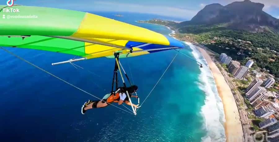 Hang gliding flight in Rio de Janeiro - The flight above Rio