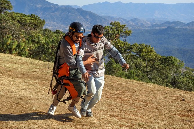 Hang gliding in Valle de Bravo - Weather is part of the deal