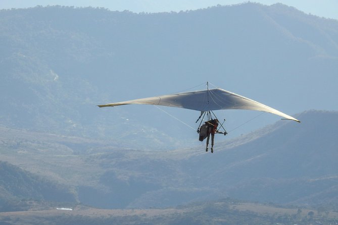 Hang gliding in Valle de Bravo - Why El Peñon makes the flight special