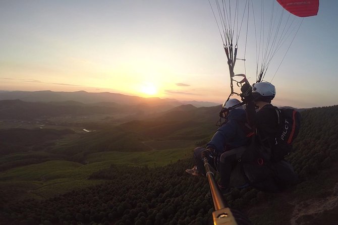 Hanoi Sky Tour: Paragliding - What the Ratings Tell You