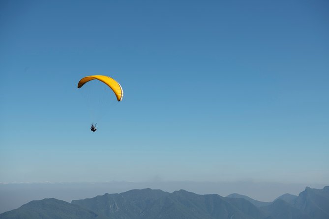 IBO Paragliding - The launch: from ground to open air