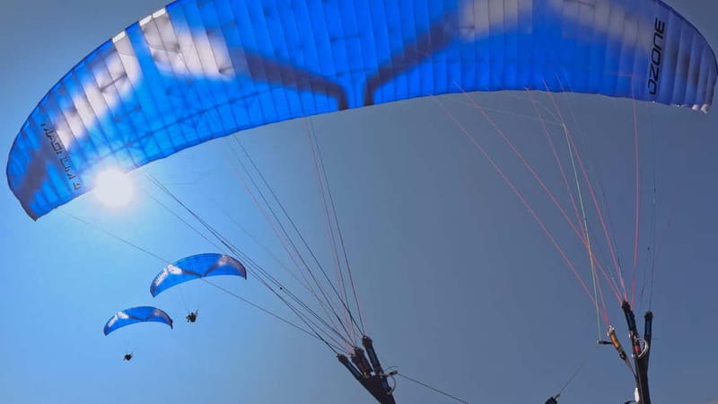 Innsbruck: Paragliding Adventure - About 15 minutes above the Tyrolean mountains