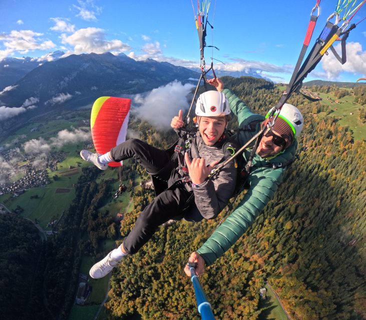 Interlaken: Paragliding Tandem High Flight - Useful booking and clothing advice