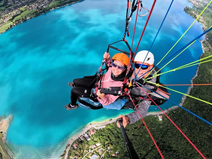 Lake Annecy: Winter Paragliding flight - Key points to know before booking